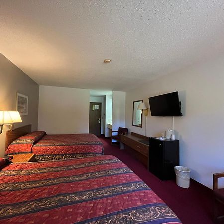 Boulder Bear Motor Lodge Boulder Junction Eksteriør bilde
