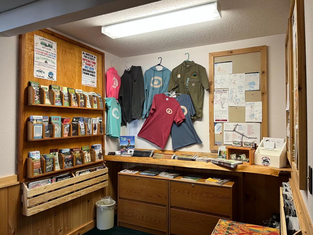 Boulder Bear Motor Lodge Boulder Junction Eksteriør bilde