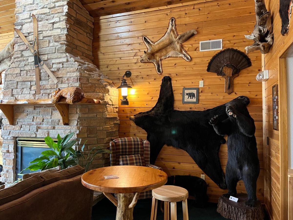 Boulder Bear Motor Lodge Boulder Junction Eksteriør bilde